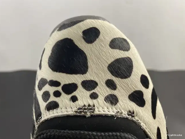 AIR INSTINCT 11 JORDAN ANIMAL AR0715-010 0704